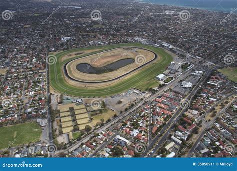 Morphettville (Australia) Racecourse .